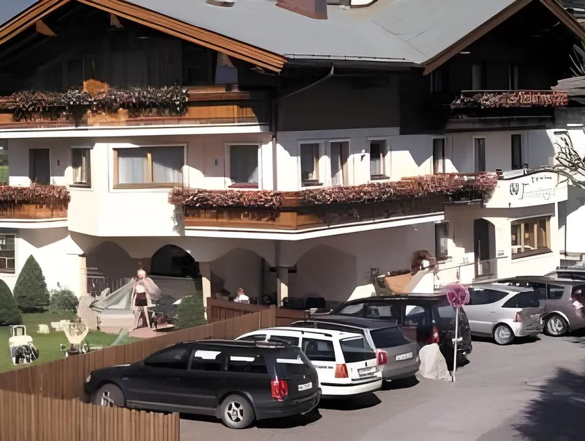 Hotel Tristkogel - Image 1