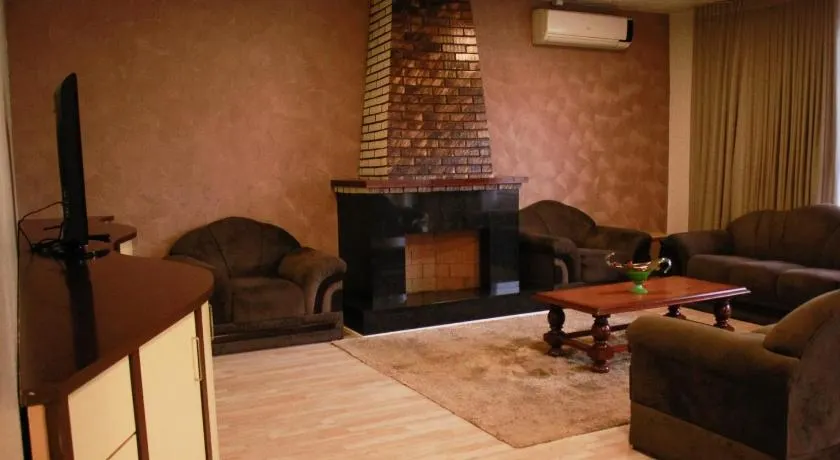 Hotel Colonia - Image 1