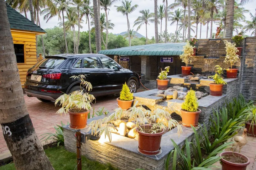 TYCOON RESORT - Image 1