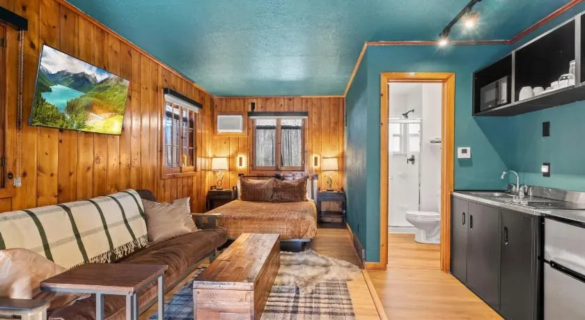 Timber Lodge #26 - Image 1