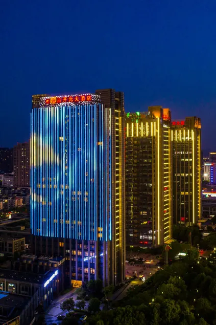 New Century Hotel Shaoxing Jinchang - Image 1