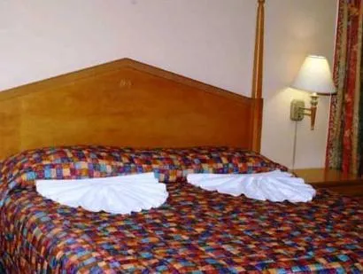 Heritage Hotel - Image 1