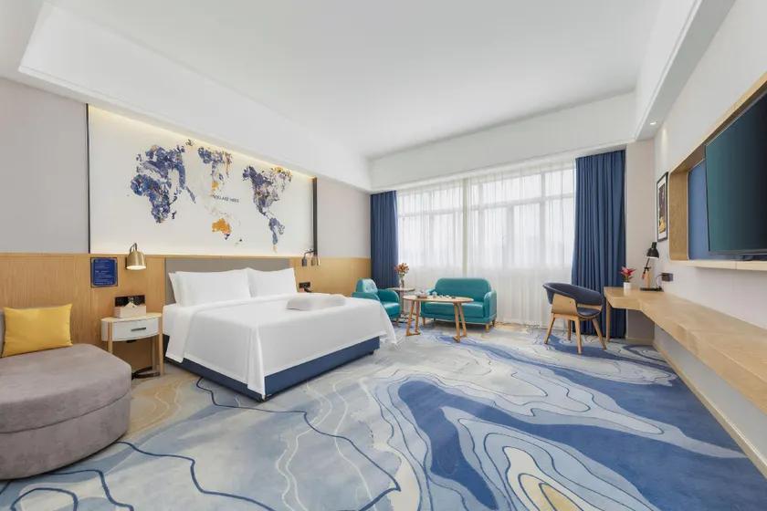 Kyriad Marvelous Hotel Zhongshan Nanlang Center - Image 1