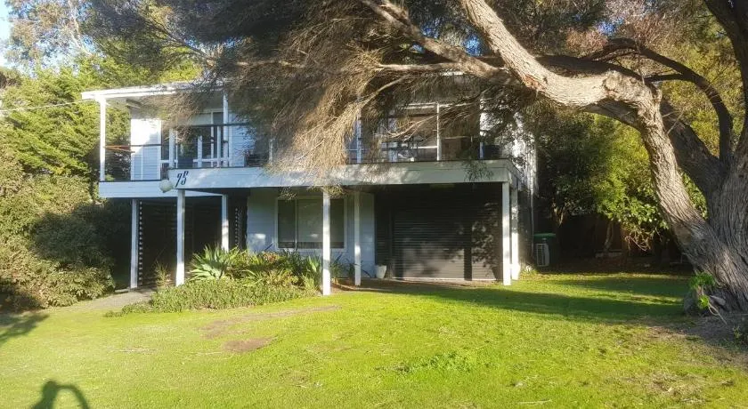 75 Harris Road, maison en arbre, Ventnor - Image 1