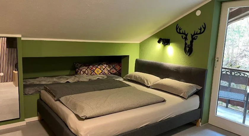 Allgäu Apartments Hüs 8 oder 9 Ferienzimmer mit Self-Checkin - Image 1