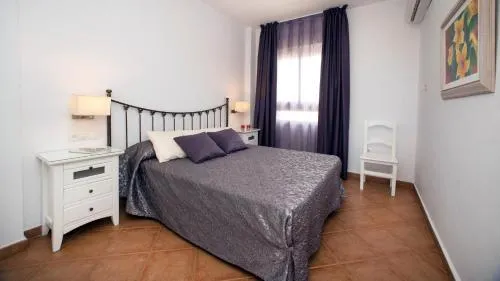 Apartamentos Leo Playa Alta - Image 1