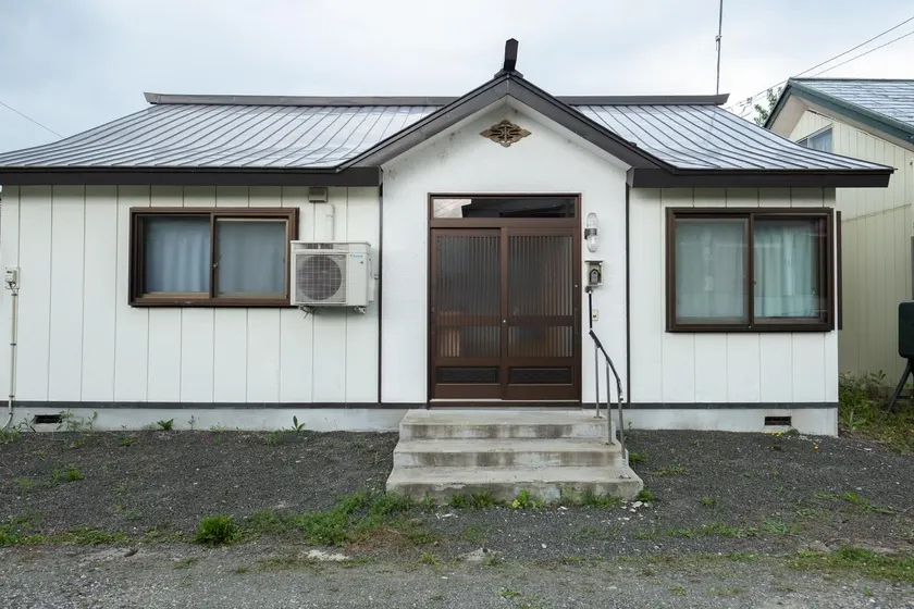 Stay in Yamabe - Image 1