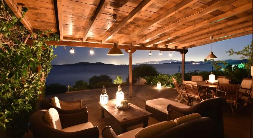 Blue Bay View - Beach House - Image 1