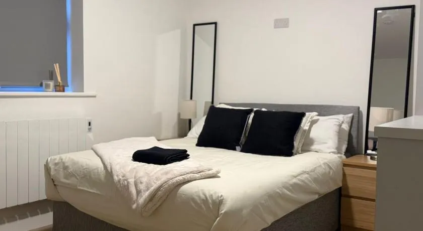 Bodenstown Guesthouse - Image 1