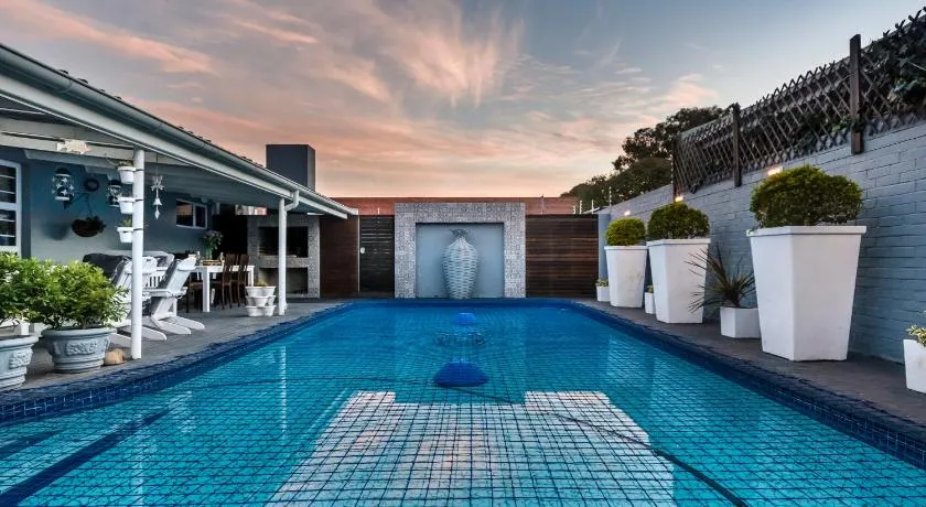Abalone Guest House - Image 1