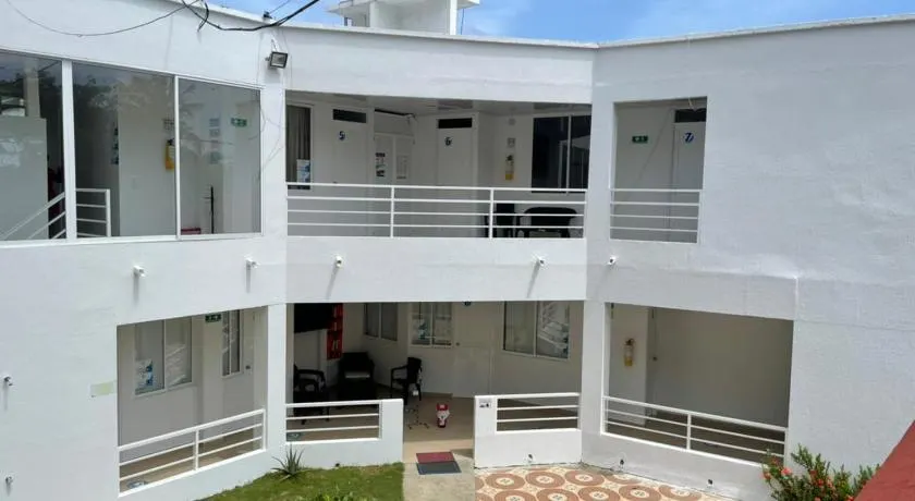 Hotel Olas - Image 1