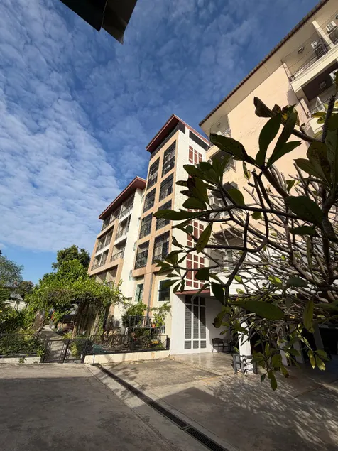 Krit Place - Image 1