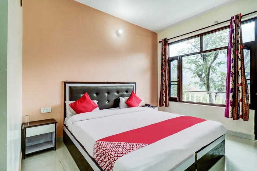 Hotel O Himalayan Paradise - Image 1