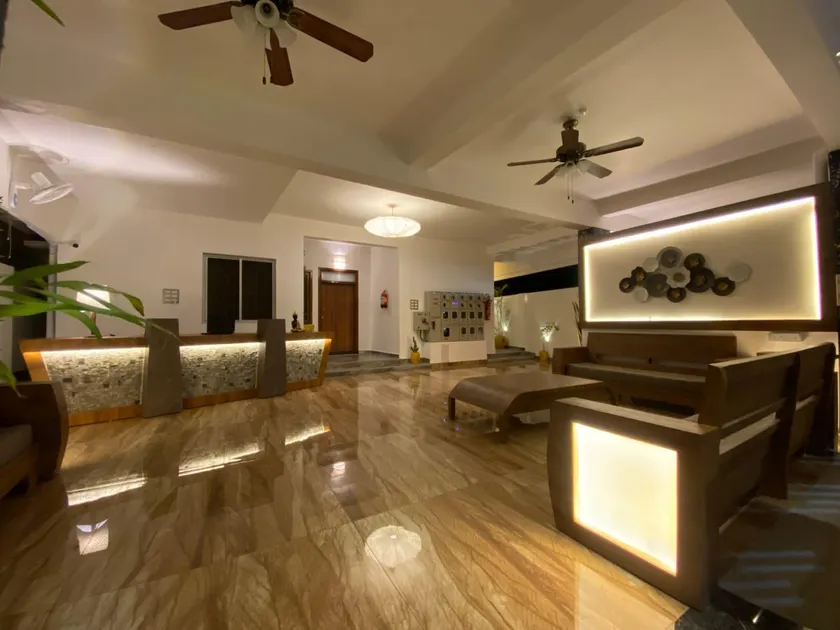 Le Poshe Luxury by TIE Hotels & Resorts - Image 1