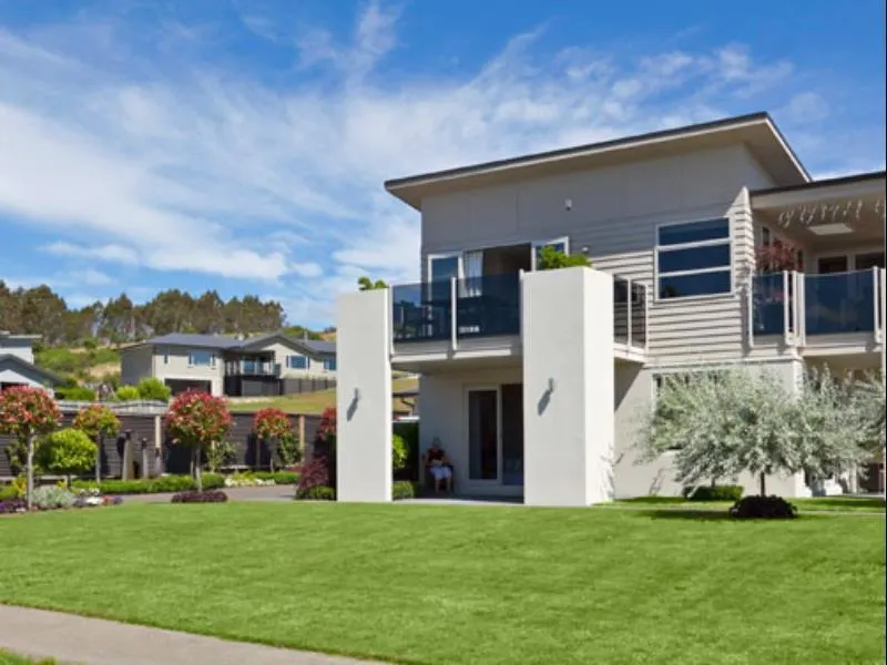 B & B At Number 10 - Image 1