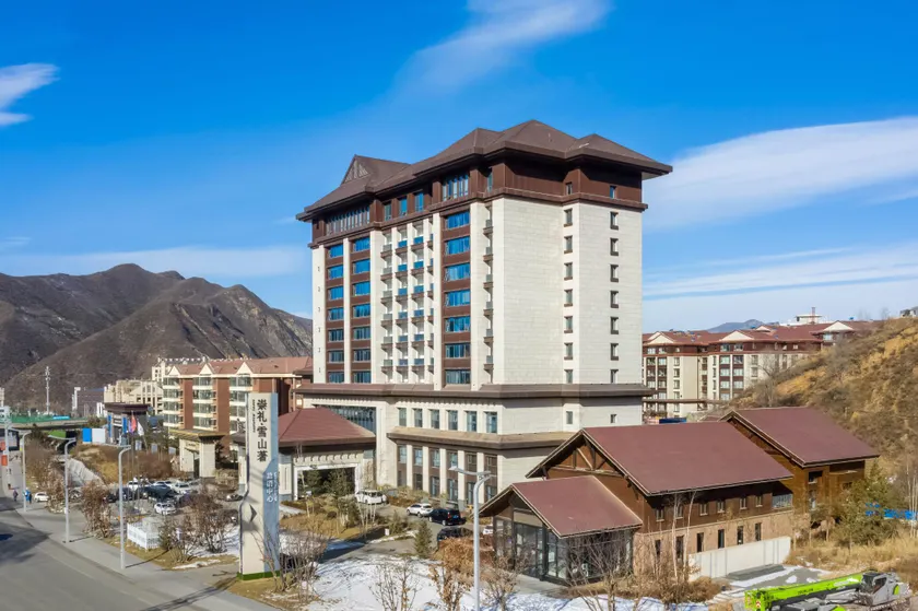 BlueWish JollyLife Hotel (Zhangjiakou Chongli) - Image 1