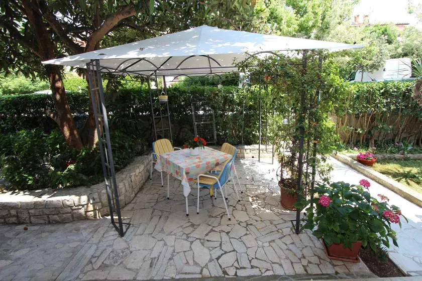LARA Superior Studio 2 (veći) - Image 1