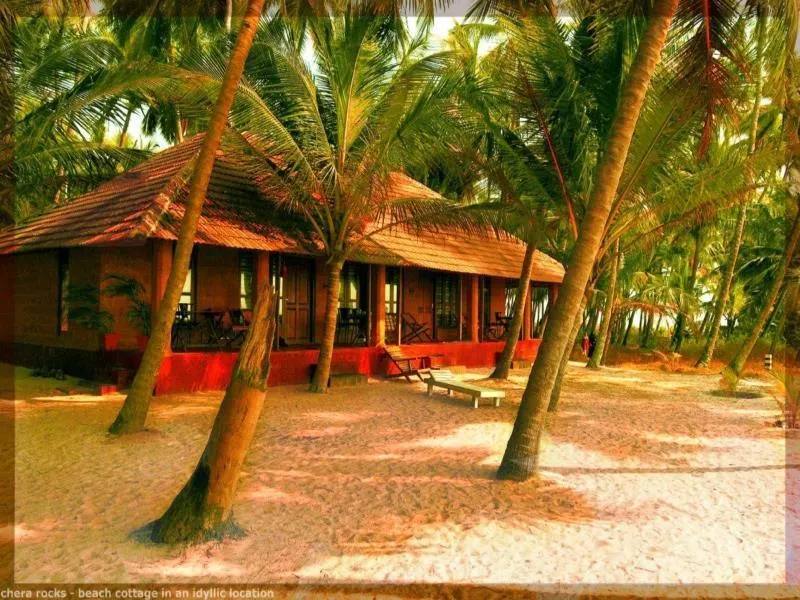 Chera Rock Beach House - Image 1