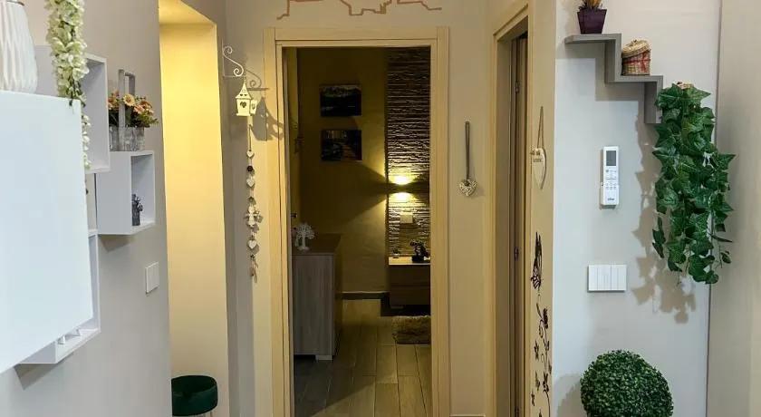 CAMARDA SUITE - Image 1