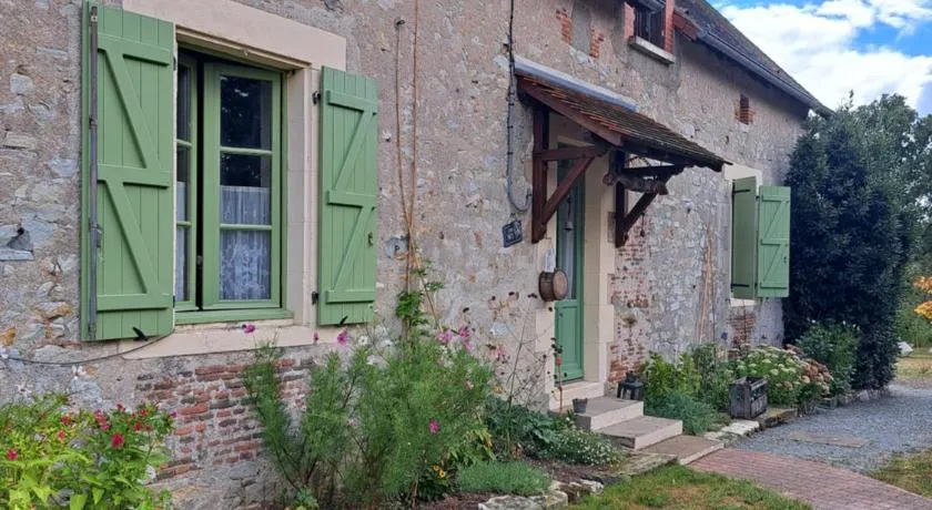 Chez Nous - Image 1