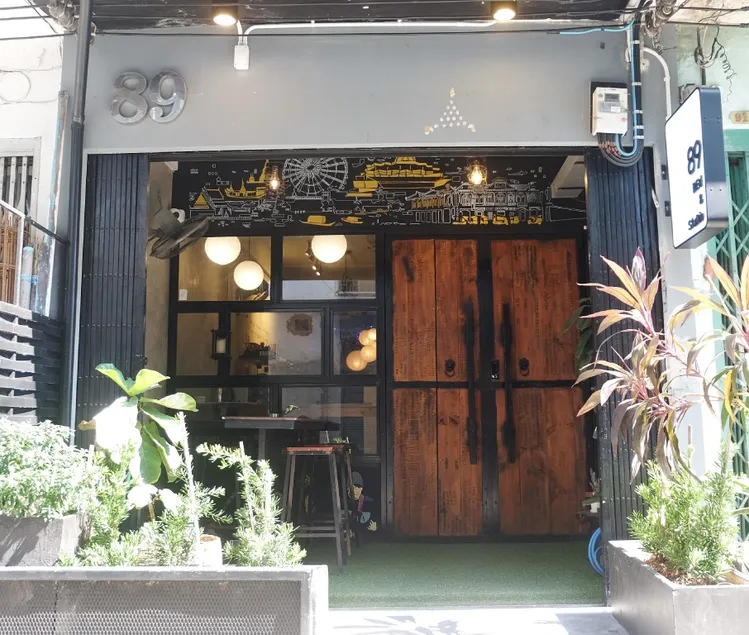 89 Bed & Studio Hostel - Image 1
