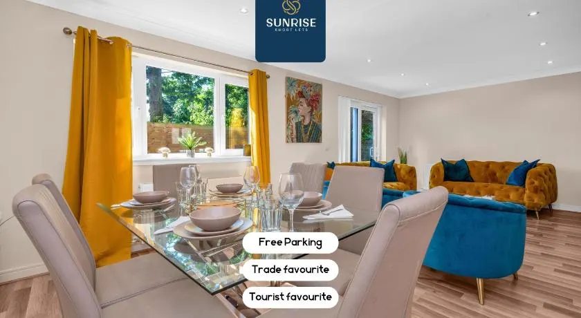 MUIRTON HOUSE - INVOICE and REDUCED PRICE only via SUNRISE SHORT LETS DUNDEE, 4 Bed House, 4 Car Par - Image 1
