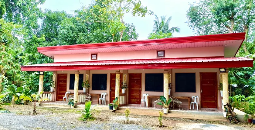Victoria's Inn - Image 1