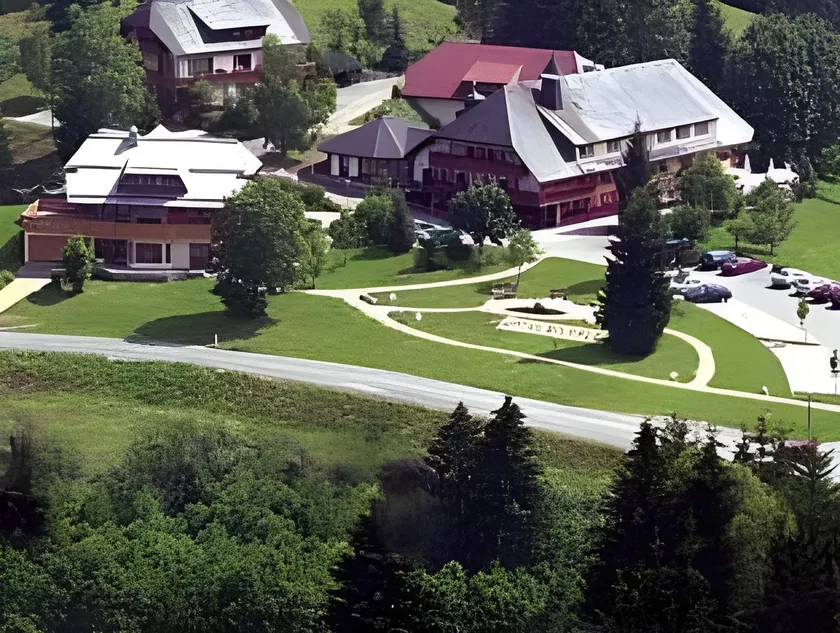 Hotel Schwarzwald-Resort Rößle - Image 1