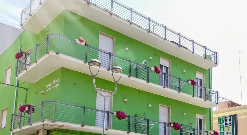 Green Wave - Image 1