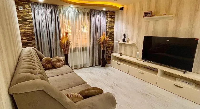 Apartament de lux cu terasă - Image 1