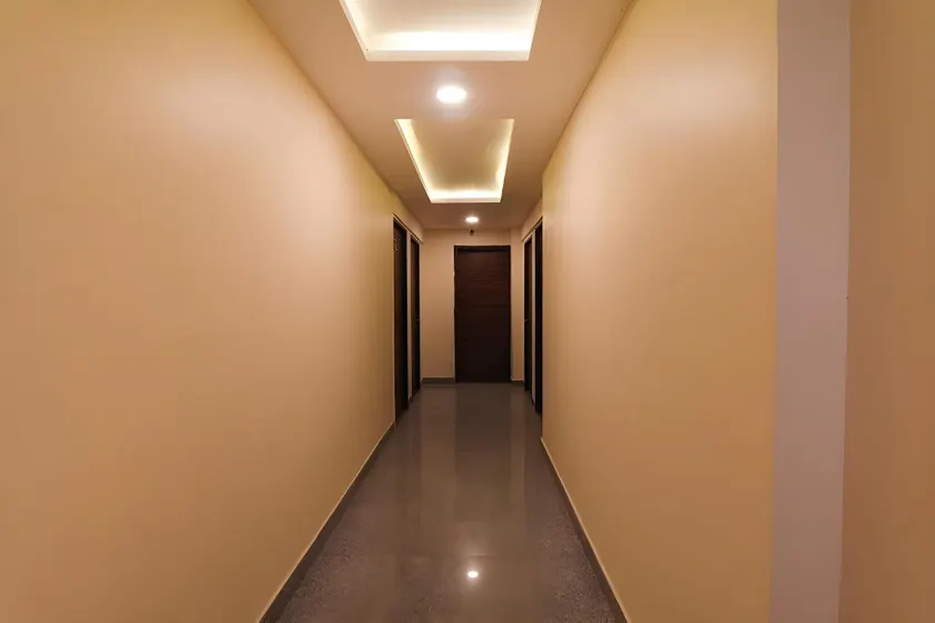 Hotel O Sk Tower Near Rithala Metro Station - Image 1