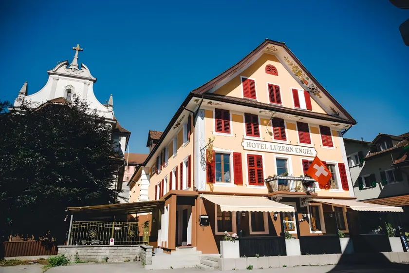 Hotel Luzern Engel - Image 1