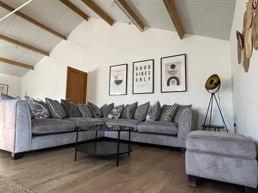3 Bed Barn in Cambridge next to Anglesey Abbey - Image 1