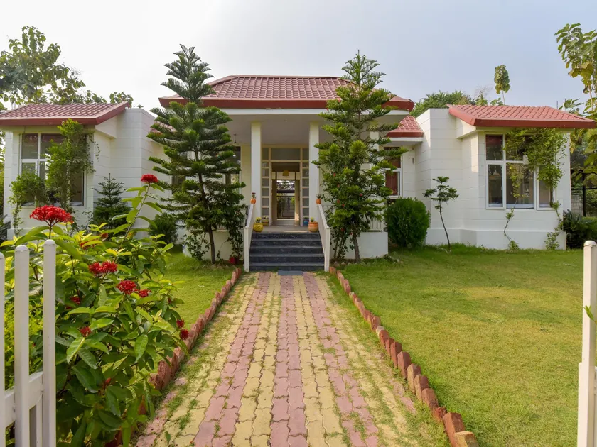 DanCenter Ayut Sidhhi Villa | 3BHK | Pvt Pool | Jaipur - Image 1