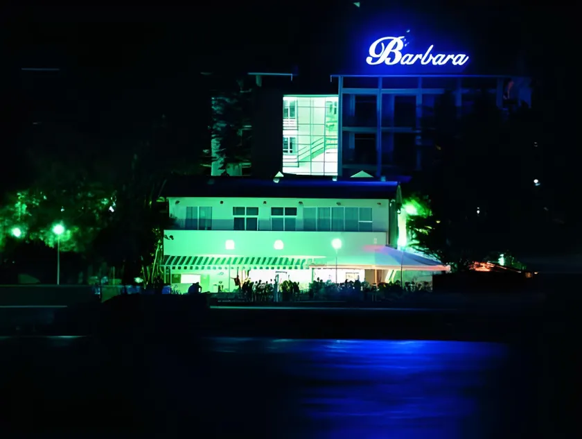 Barbara Piran Beach Hotel - Image 1