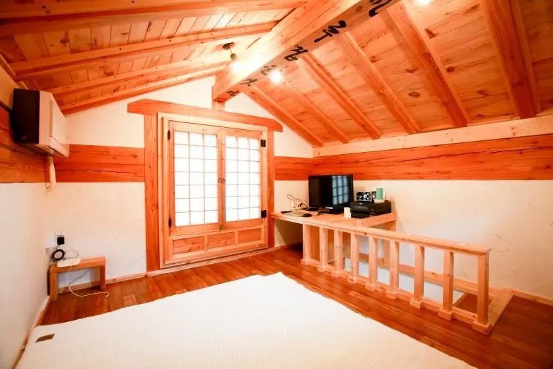 Jeongseon Towoomaru Pension - Image 1