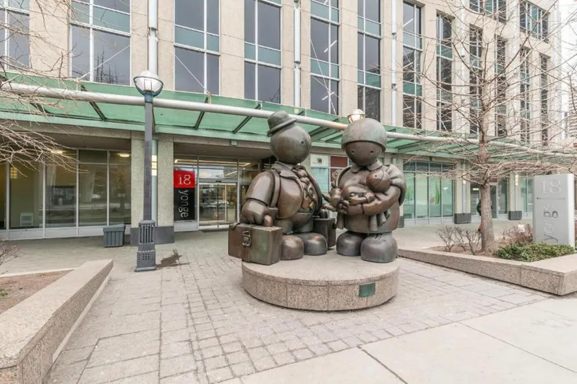 The Yonge Suites - Image 1