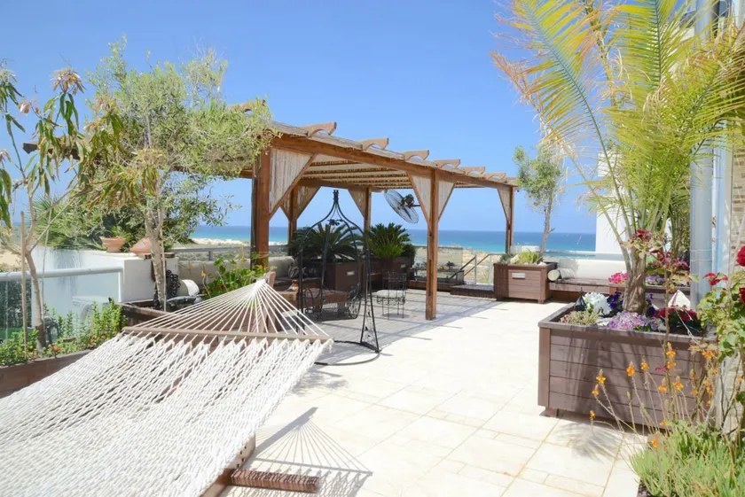 Luxury Beach Suite by Airsuite - Image 1