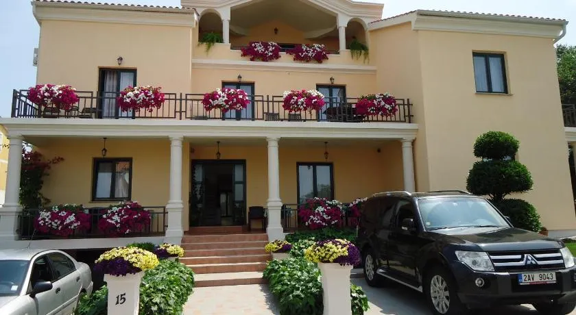 Villa Rustika - Image 1