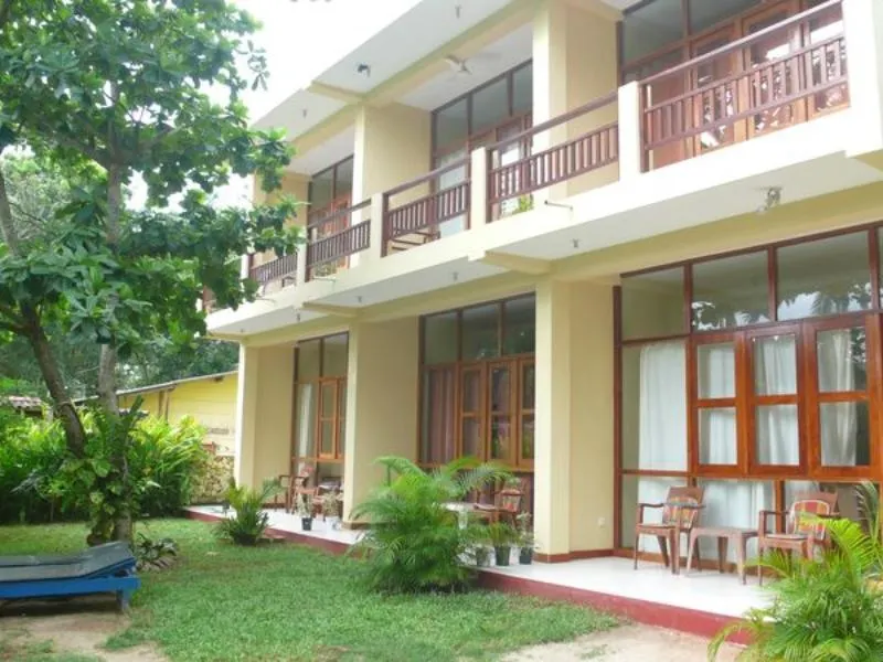 Hotel Finlanka - Image 1