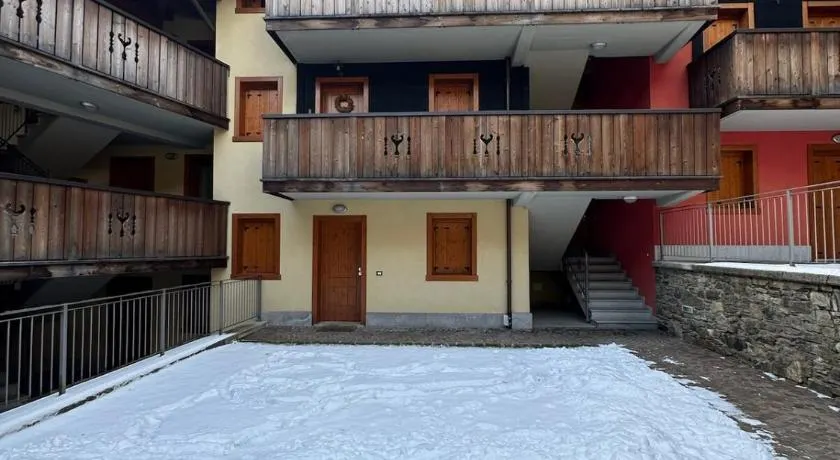 Borgo Alpino Chalet 4 - Image 1
