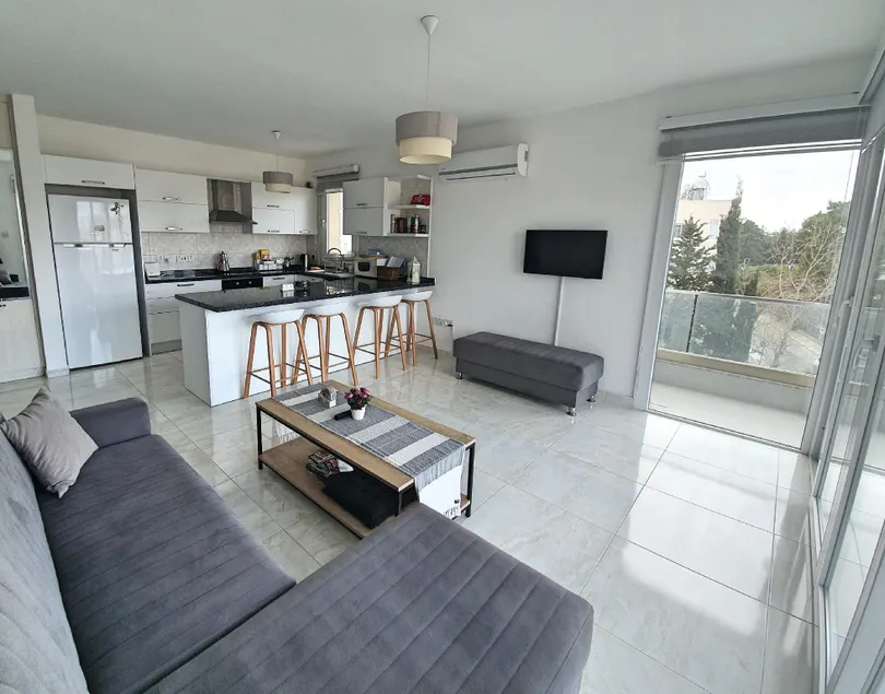 Bright & Elegant Apartment - Kyrenia(Girne) Centre - Image 1