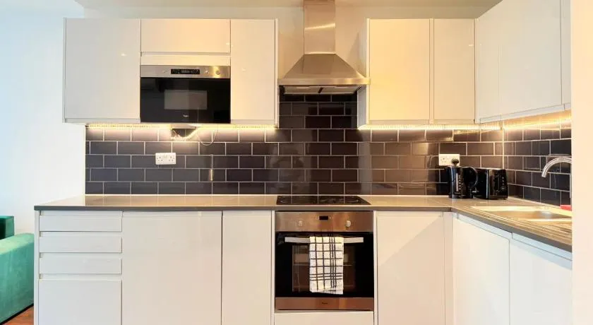 City View Apartment - Image 1