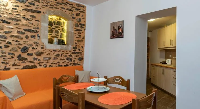 Paraspori Traditional Home with View - Image 1