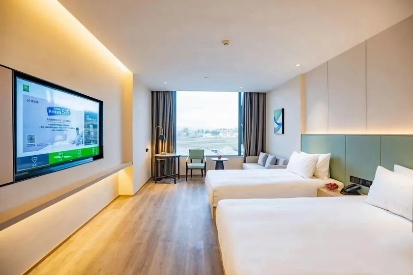 Huarui Hotel (Lijiang Sanyi Airport) - Image 1