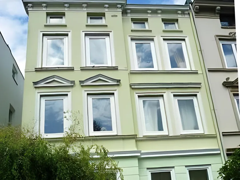Jessop Haus - Image 1