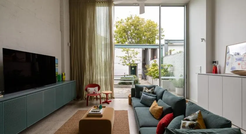 Chic Seddon Retreat Near the CBD - Image 1