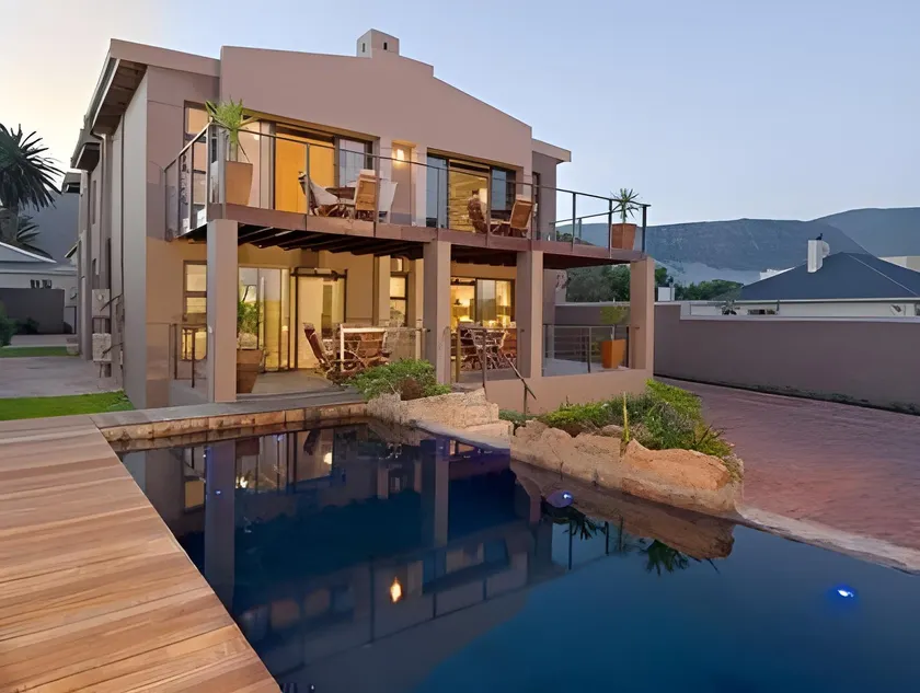 Whale Away Guest House - Image 1
