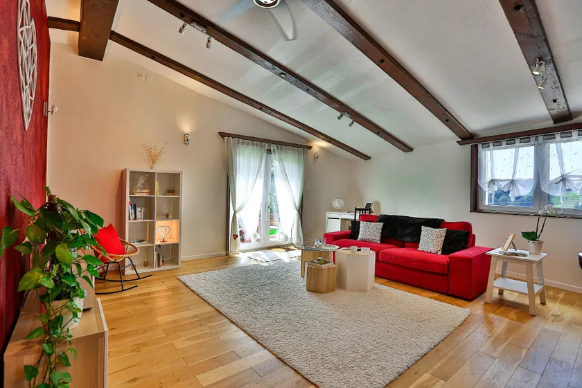 Maison d'hôtes avec cinéma privé et bain nordique chauffé - Image 1