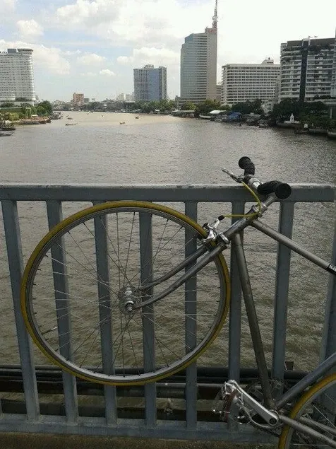 Bangkok Riverside Condo - Image 1